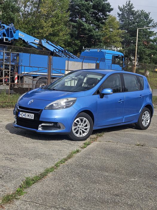 Renault Scenic 2012