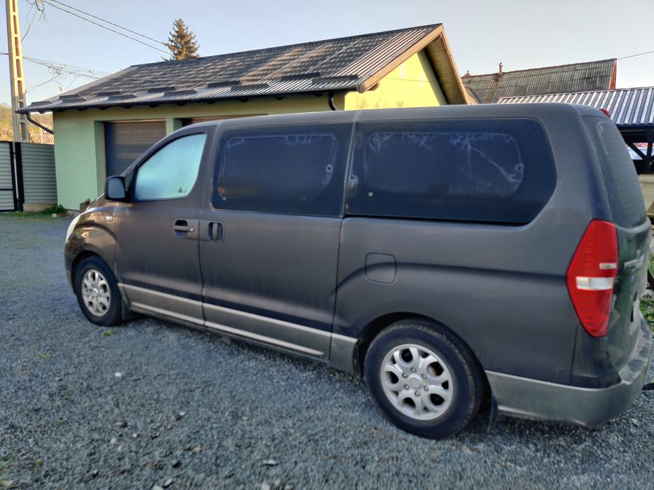 Hyundai H1 Starex 8+1 locuri 2,5 diesel commonrail 170cp