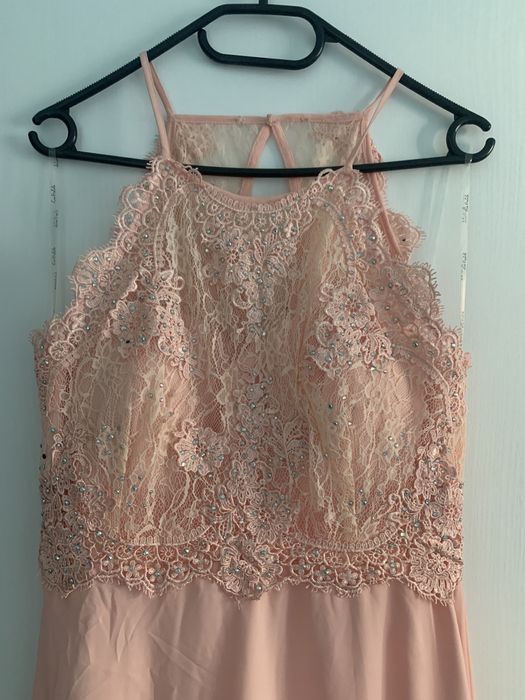 Официална рокля