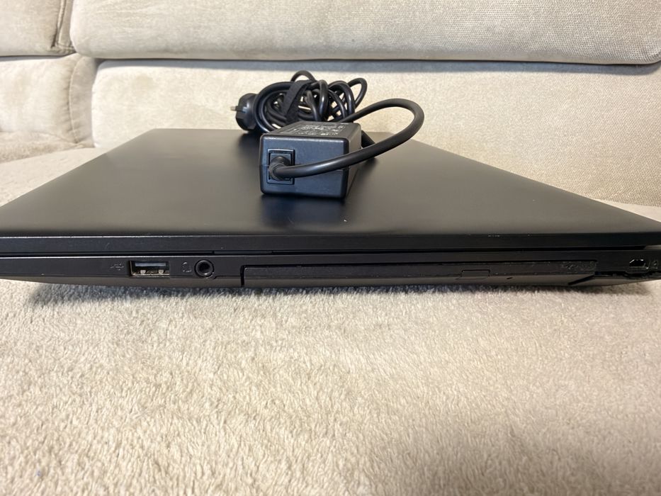 Laptop Asus P2520S 8Gb Ram 500Gb HDD