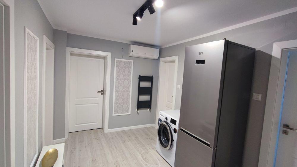 Aparament Medicina Noua - chirie 3 decomandate AC , centrala