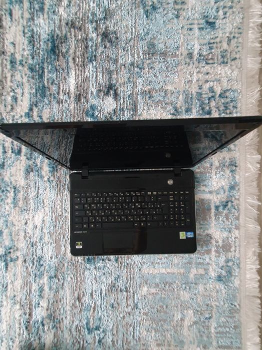 Продаю ноутбук Fujitsu.