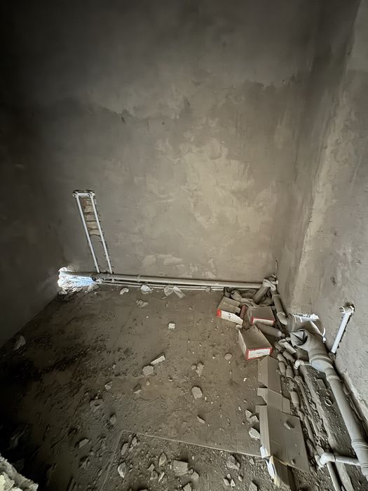 Srochno 1 xonali uy sotiladi Arzonga