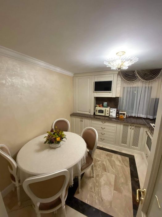 Apartament 3 camere Filiasi