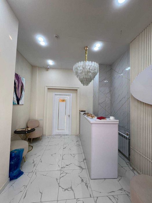 Ц-5 пр-т Шарафа рашидова пересечение пр-т Нурафшон ул.Осие 296 кв.м