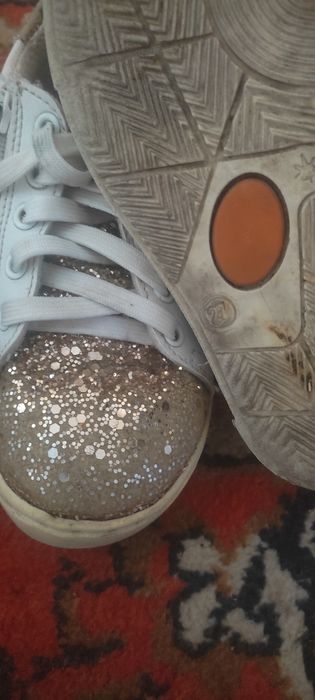 Обувь детская продаю