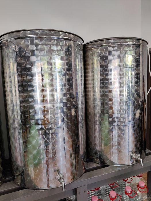 Butoaie vin din inox, cu capac flotant