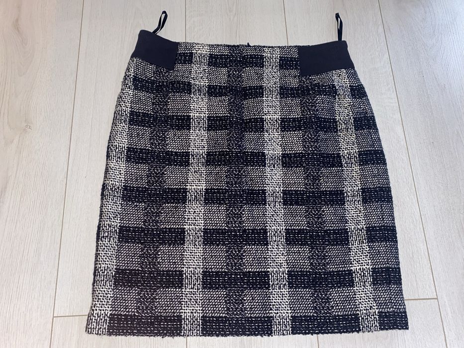 Fustite de lana, toamna/iarna , stare foarte buna