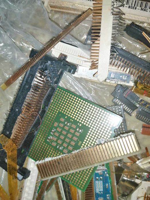 leptop diverse piese pc.