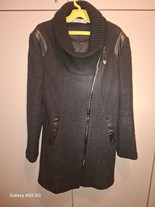 Дамско черно палто