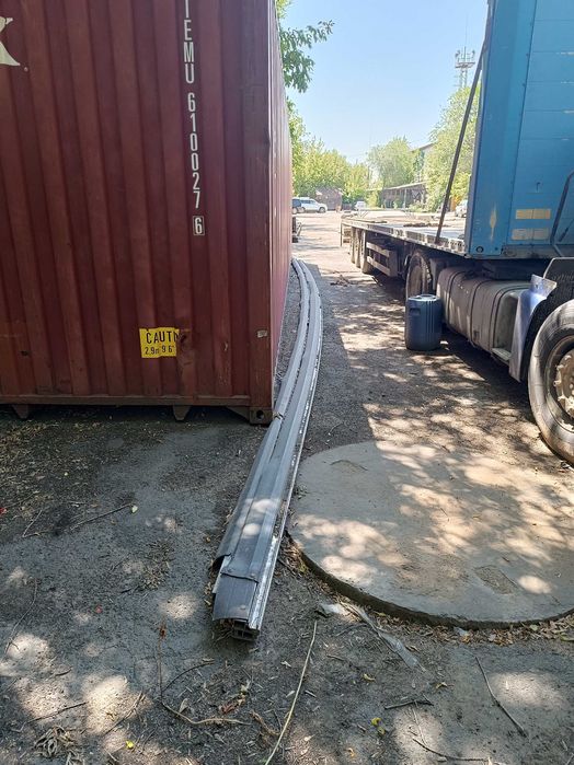 Продам ворота на полуприцеп Schmitz