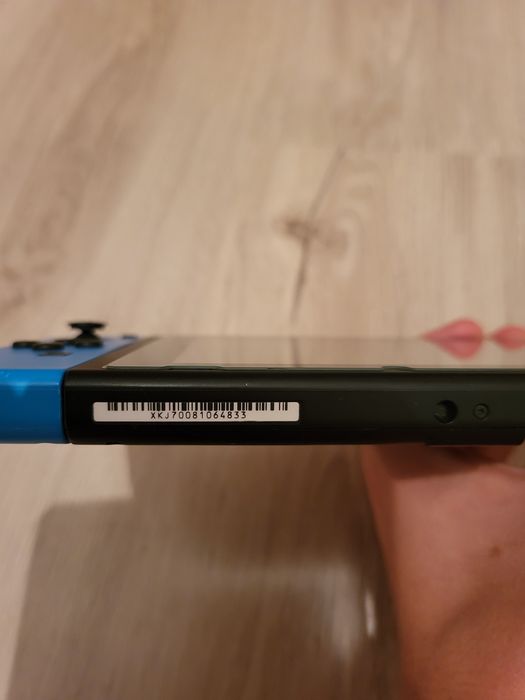 Nintendo Switch+ 4 игри+HDMI кабел+калъф