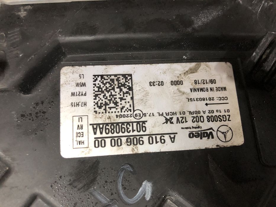 Фар Mercedes Sprinter 2018-