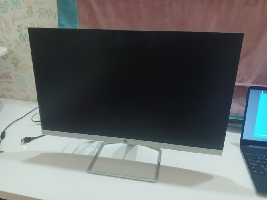 Монитор HP 27fw 27диагональ