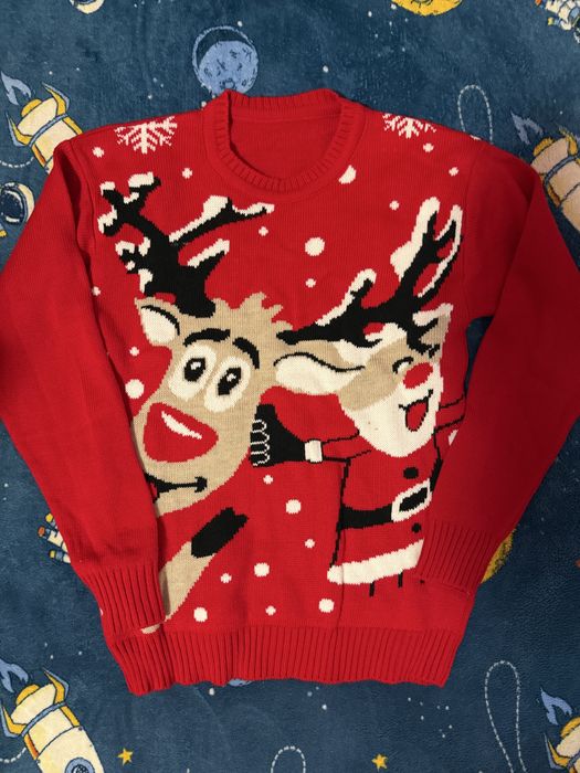 Коледни пуловери