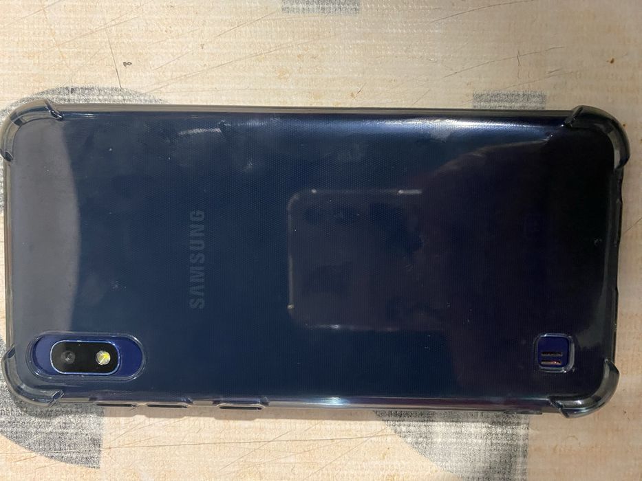 Продам самсунг А10