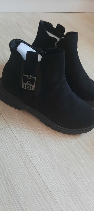 Продам ботиночки новые