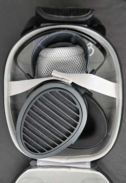 HiFiMAN Arya Stealth