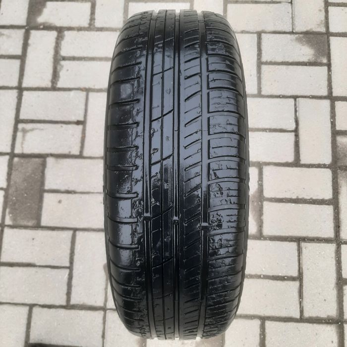 Продам 185 60 r15   2штук