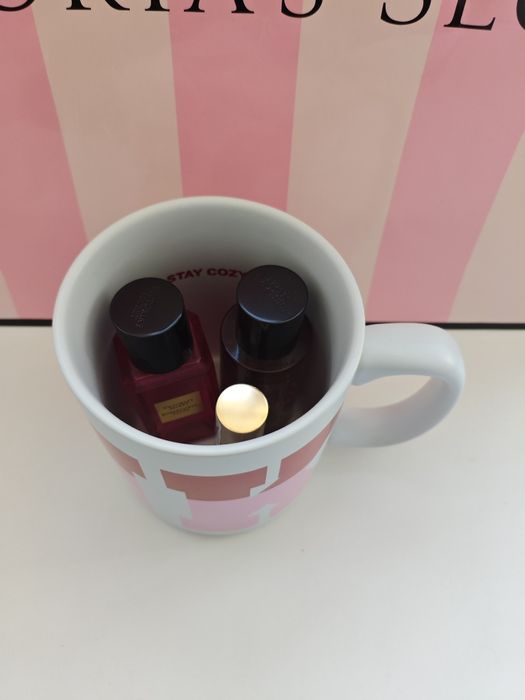 Victoria's Secret оригинални аксесоари, чанти