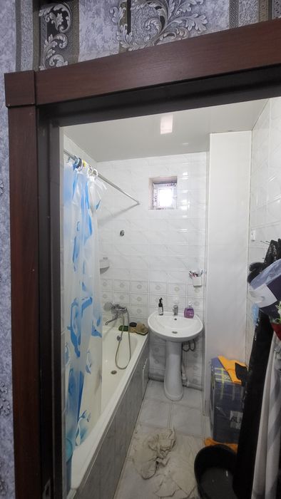 Uy sotiladi subsida / Продается квартира