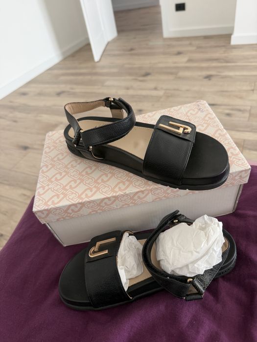 Sandale negre LiuJo