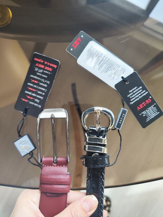 Продавам дамски Кожени колани