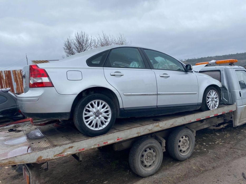 volvo s40 1.8i 125 ps на части волво с40 125 коня
