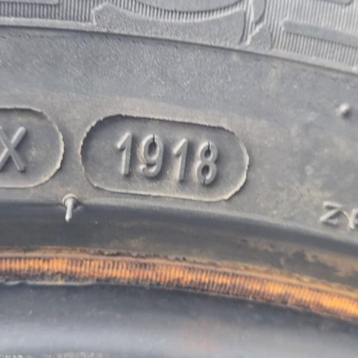 Anvelope Vara Michelin 215/60/16R 99V DOT 2018