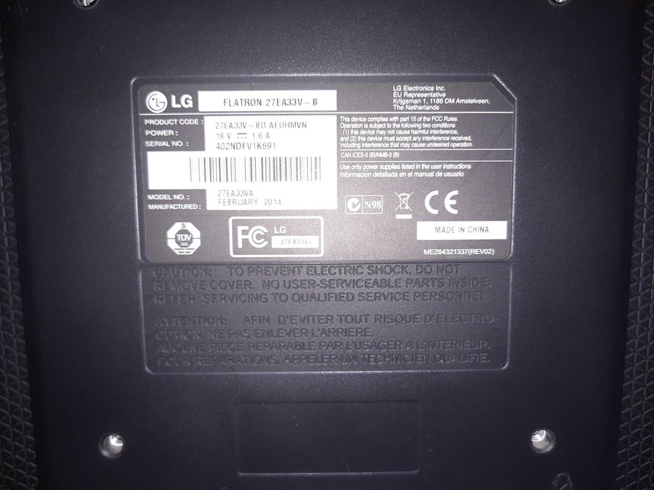 Монитор Lg flatron 27 дюм led  Vga+Dvi+Hdmi портом в идеале