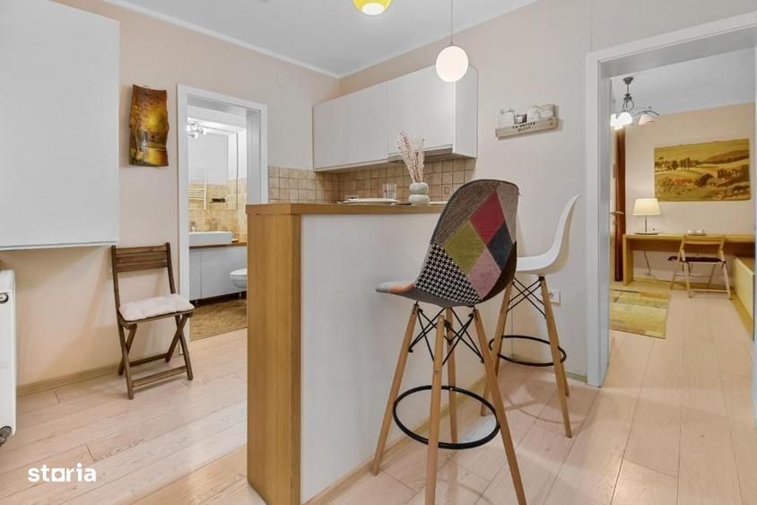 Garsoniera renovata - investitie, centru vechi - Brasov