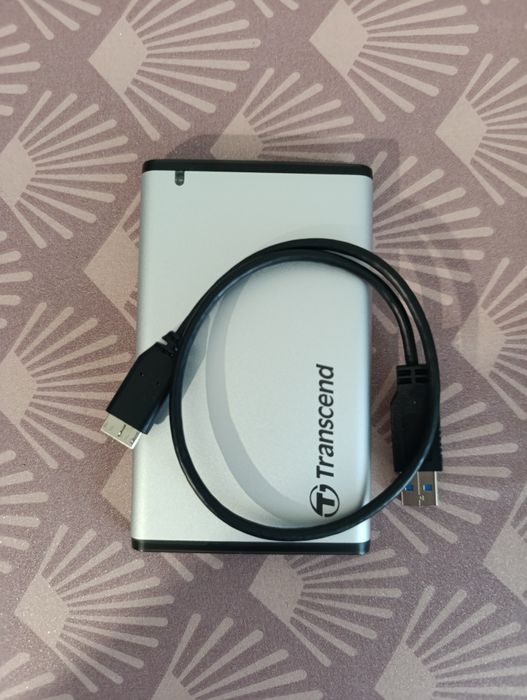 Продам внешний HDD жёсткий диск Transcend объем 1тб USB 3,1