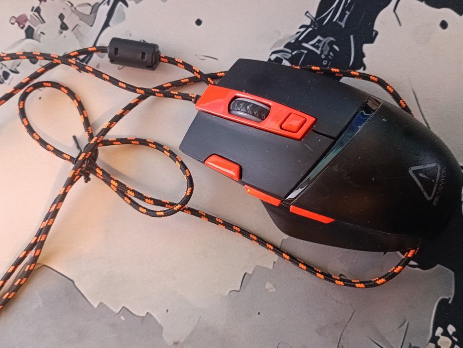 Читайте описание Продам мышку игровую