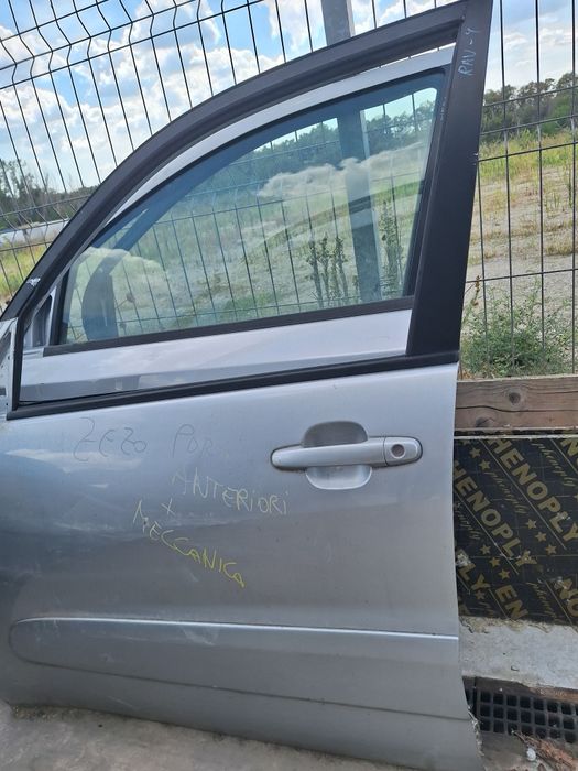 Предна лява врата Toyota Rav4 / Тойота Рав4 2002г.