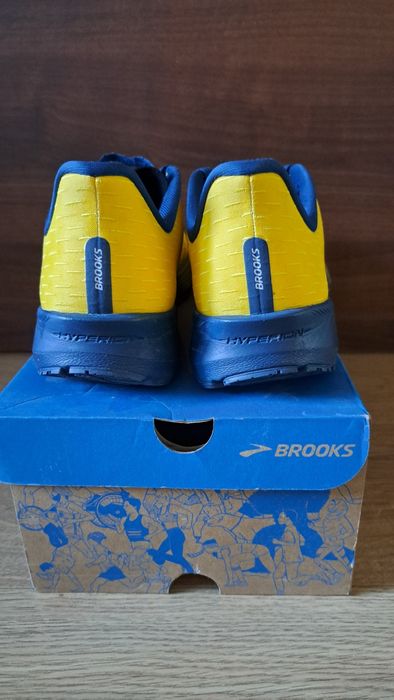 вки за бягане Brooks Hyperion Tempon