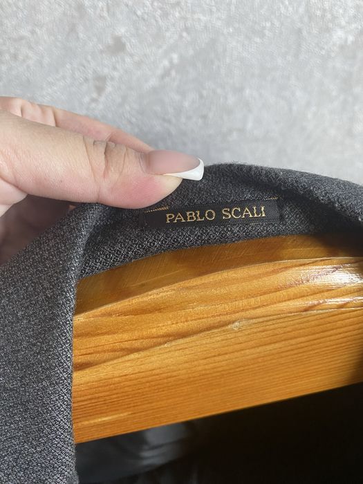 Продам костюм 46р