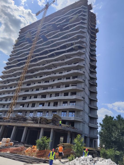 Societate de construcții executam