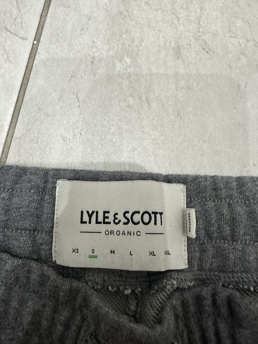 Панталон на Lyle&Scott