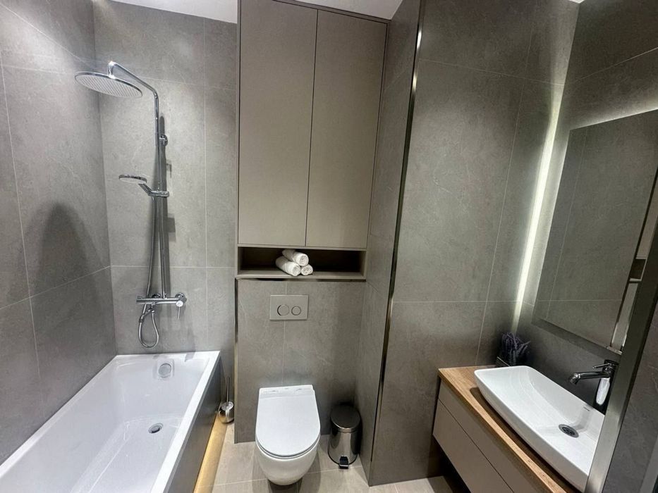 Ташкент сити Бульвар! Стильная 2ка с видом на парк! Авторский ремонт!