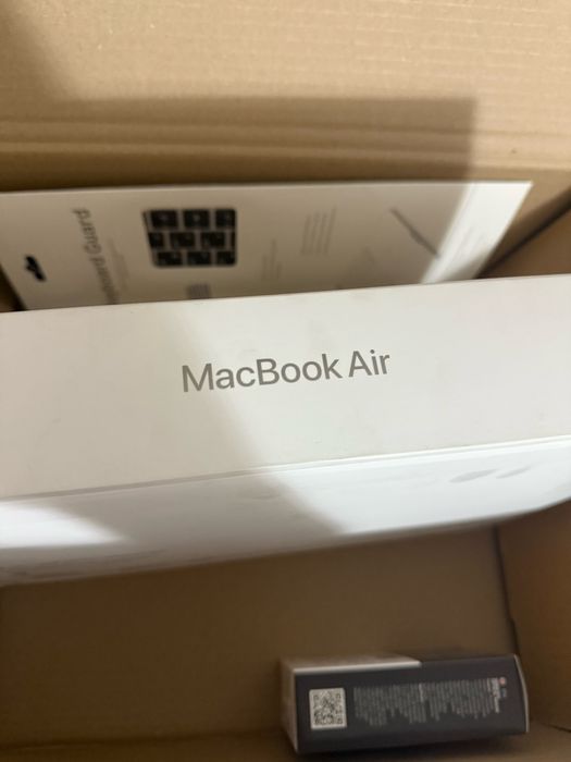 MacBook Air 13 нераспечатанный