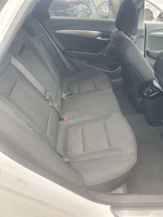 Macara Geam Dreapta Fata Hyundai i40 an 2013 motor 1.7 crdi D4FD 136cp