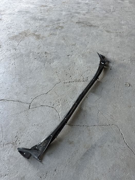 Жабо на БМВ Е 38