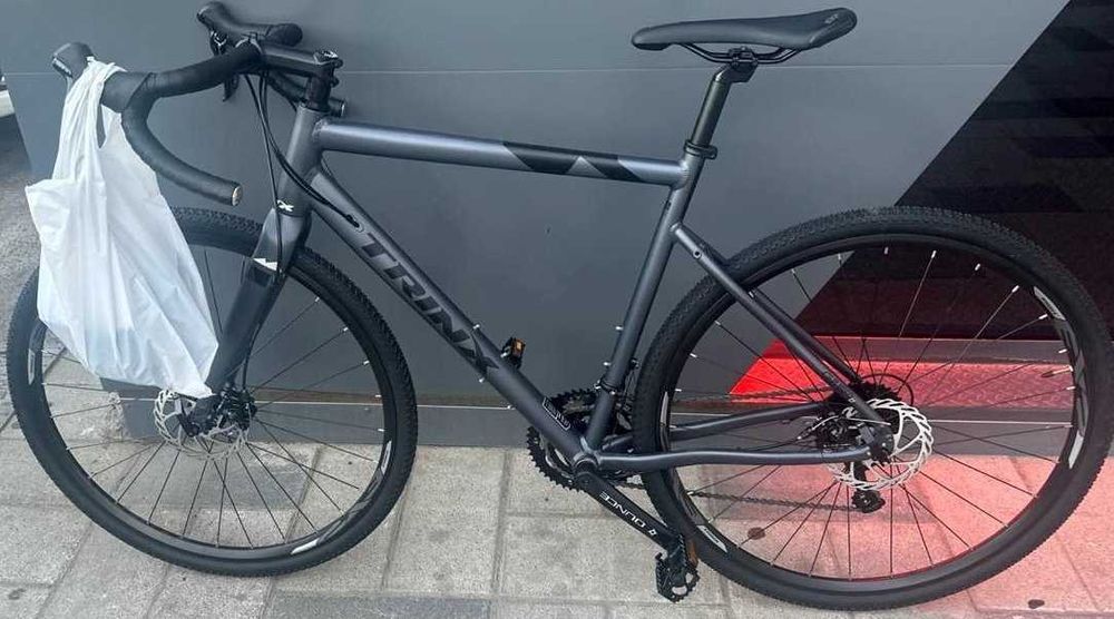Срочно продаётся Шоссейний Велосипед Trinx