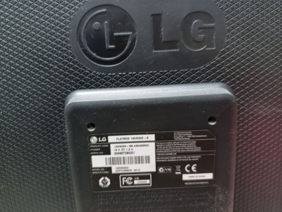 Монитор LG оригинал