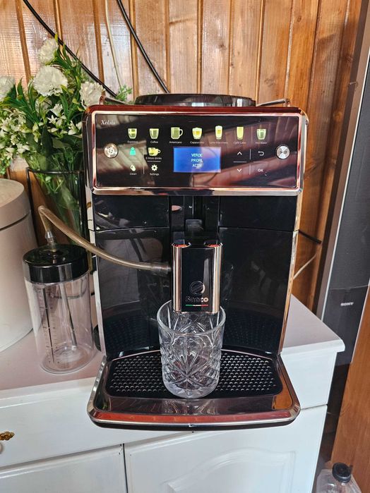 Espressor automat Saeco Xelsis SM7580/00