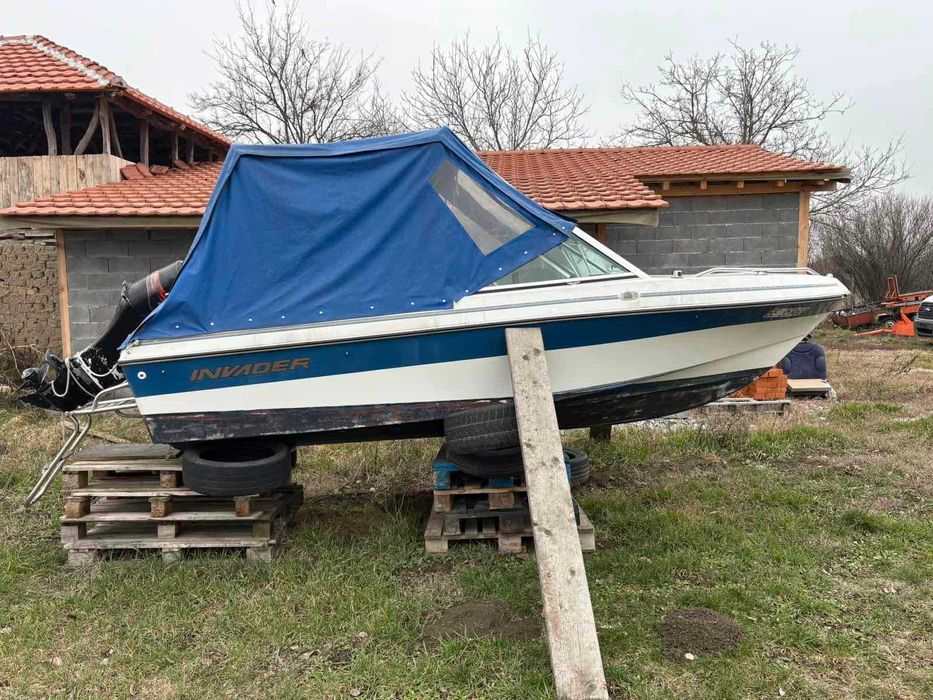 Лодка Invader / 150 CB