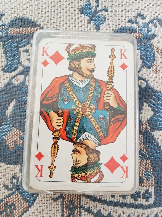 Cărți de joc ...