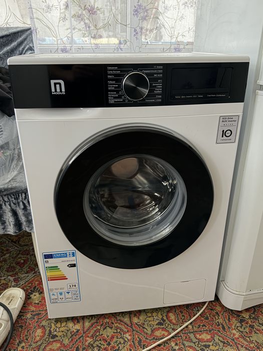 Продам Холодильник с Машинкой