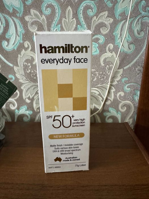 продается тональный крем