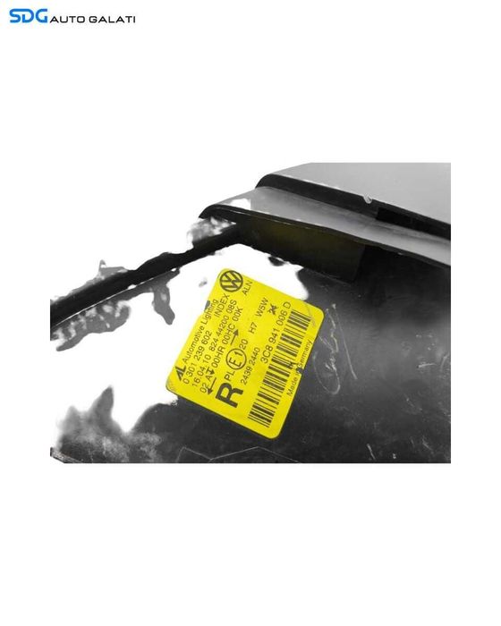 Far Dreapta FARA Xenon Volkswagen Passat CC 2008 - 2012 Cod 3C8941006D 0301239602 (Ureche Inferioara Reparata) [L1790]